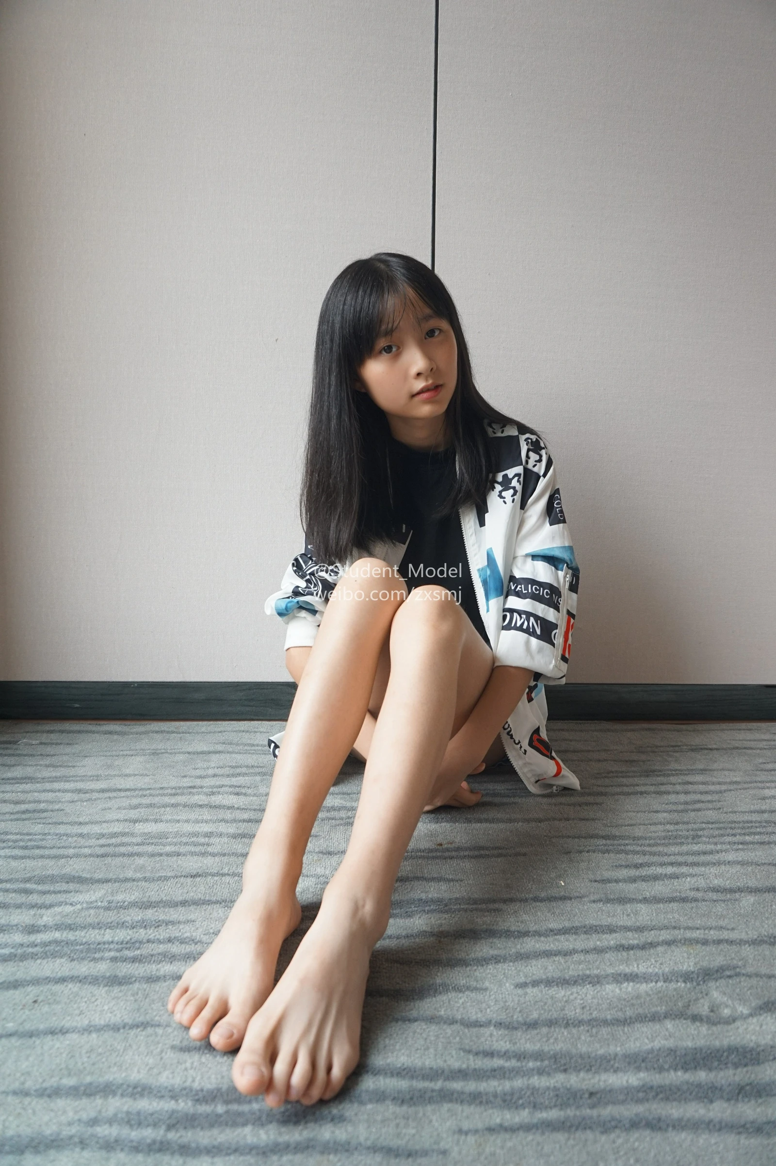 小龙猫[100P]