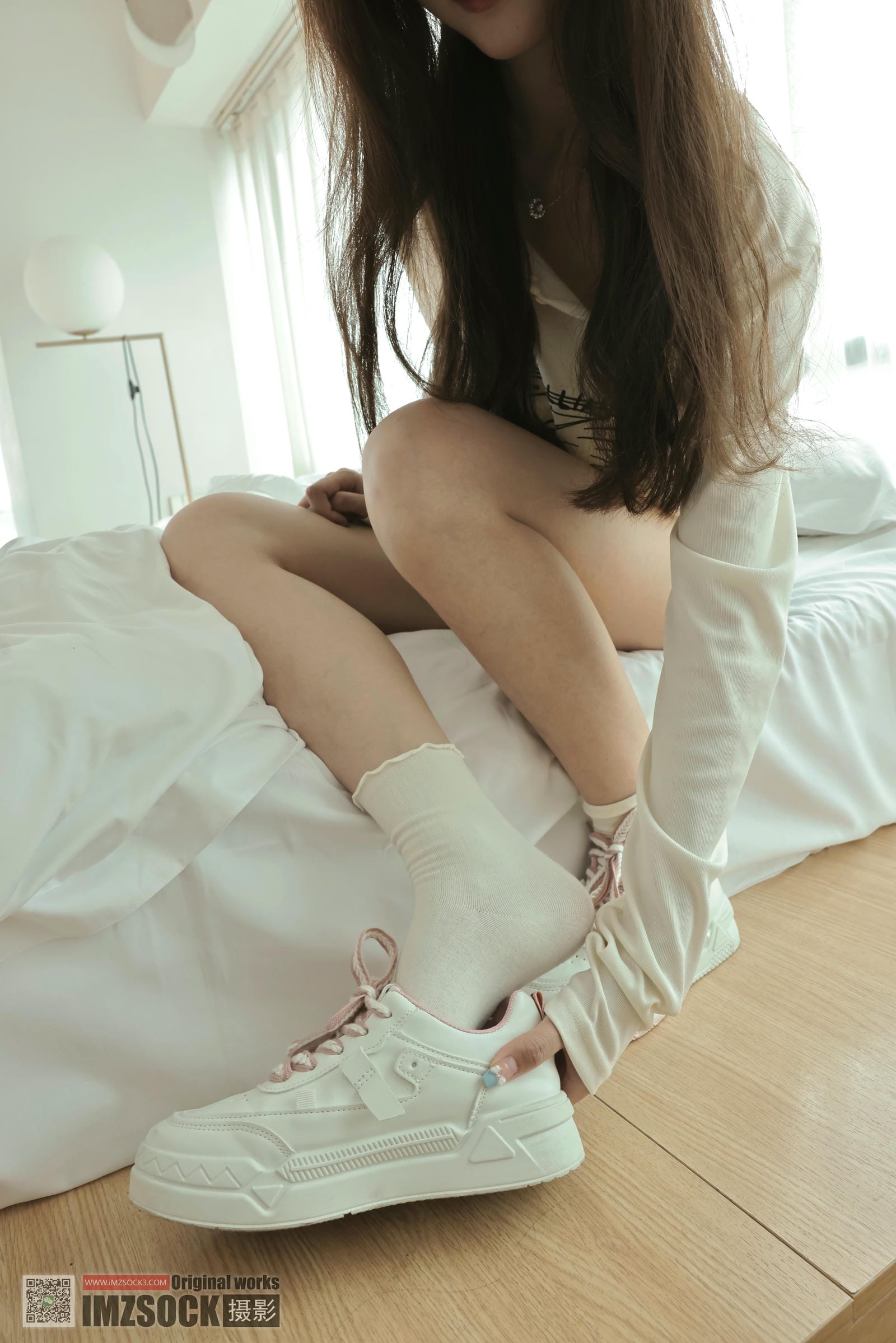 [MZSOCK]爱美足 NO.250 小佳[117P+1V／3.36GB]