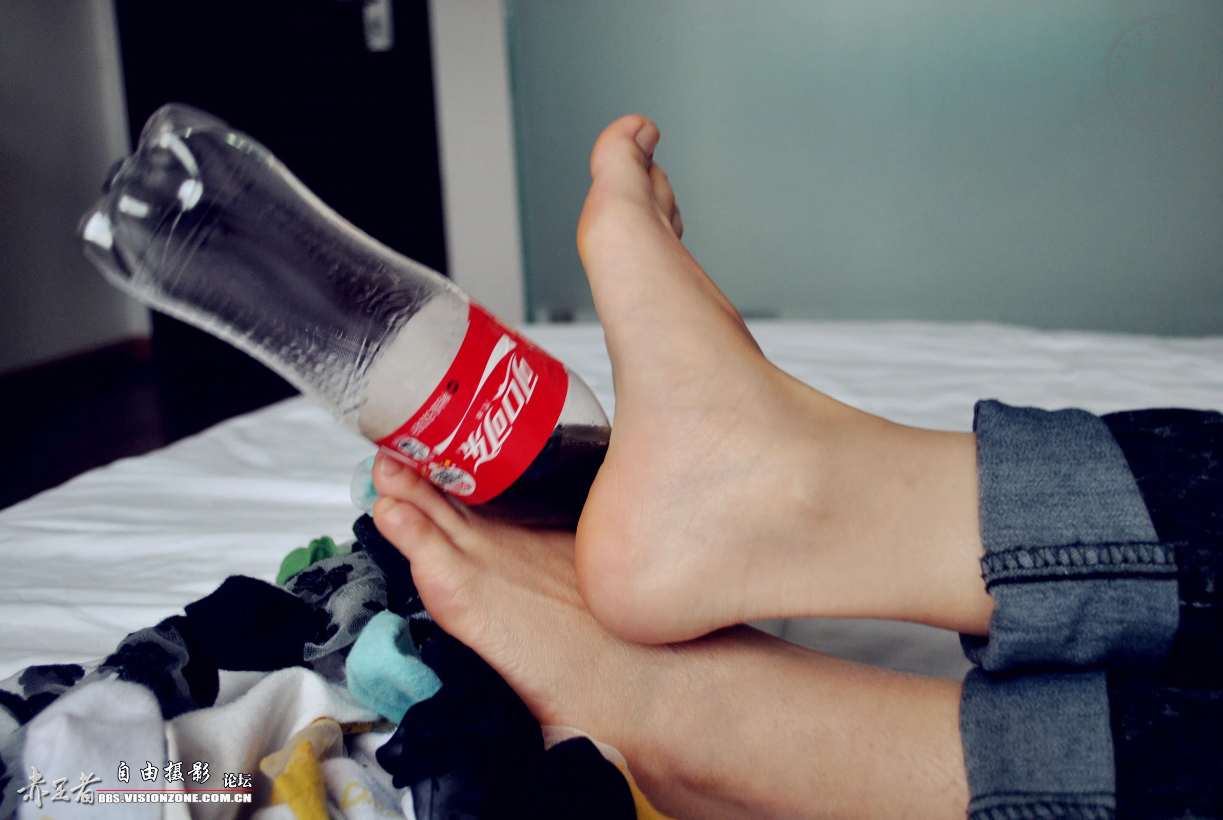 自由摄影 No.158 My bare feet Cola[41P-39.7M]